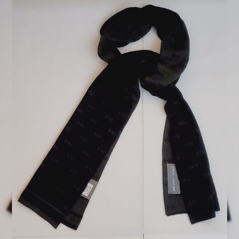 MICHAEL KORS REVERSIBLE SCARF MEN'S ALL-OVER PRINT MK LOGO BLACK/GREY